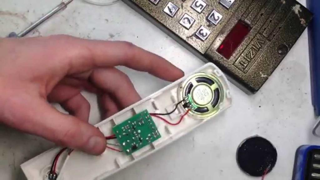 De intercom in het appartement werkt waar Moskou gratis kan worden