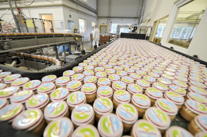 reclame voor babyvoeding