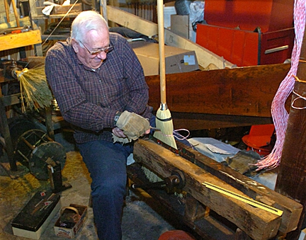 bezem maken van apparatuur