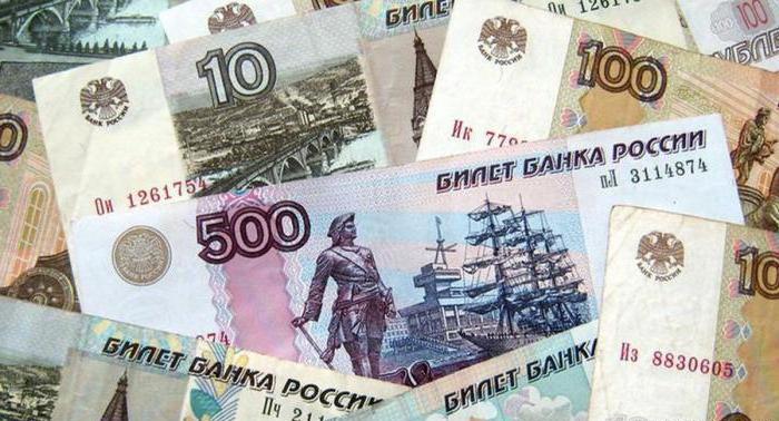 scharakteryzowano strukturę podaży pieniądza