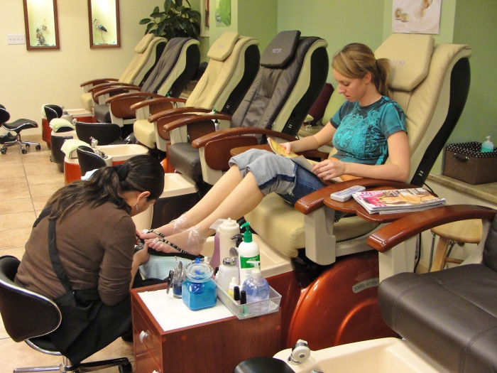 stół do manicure