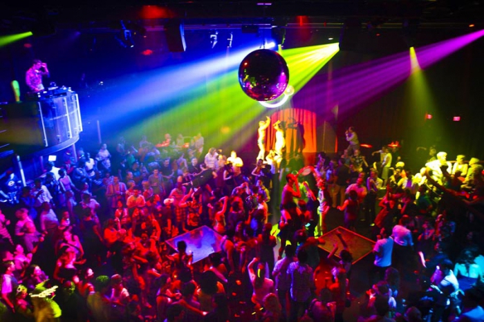 hoe een nachtclub helemaal opnieuw te openen