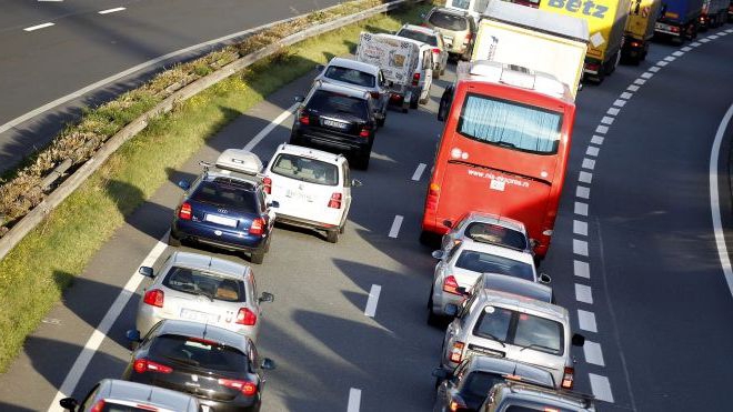 jak otworzyć sklep samochodowy