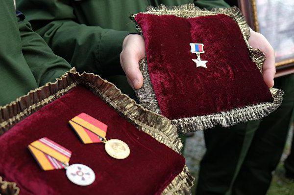 welke voordelen heeft de held van Rusland