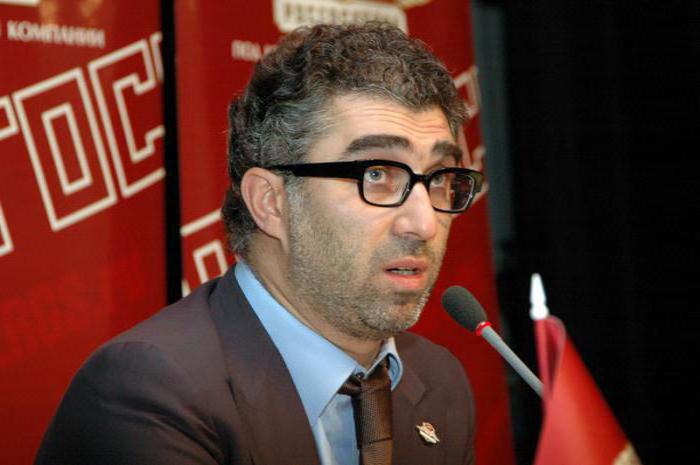Danil Khachaturov biografie