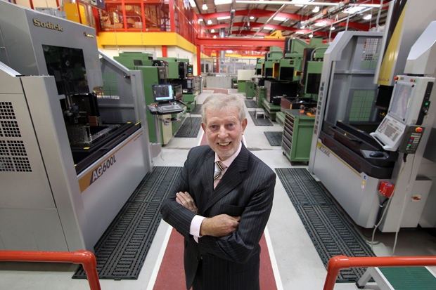 selectie van een machine voor meubelproductie