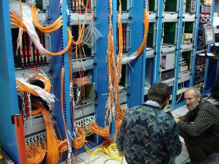 zasady bezpieczeństwa dotyczące działania statusu instalacji elektrycznych