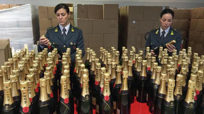skonfiskowany podrobiony alkohol