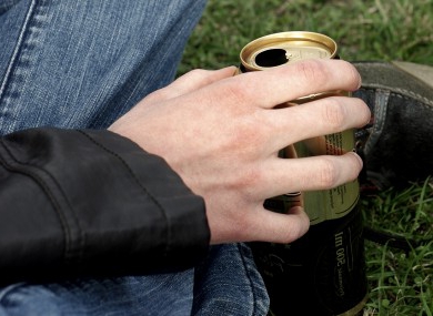 picie alkoholu w miejscach publicznych