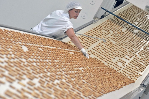 productie van crackers voor bier