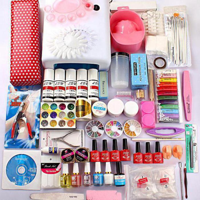 Miejsce pracy mistrza manicure i pedicure