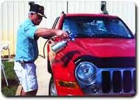 Spray chroniący samochód przed owadami