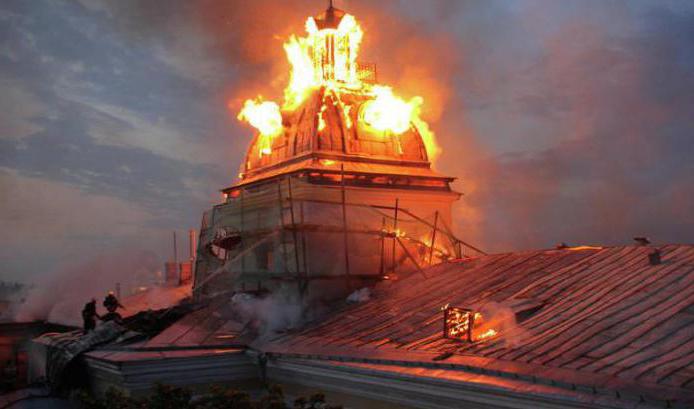 brand in het Vyborg-district van St. Petersburg