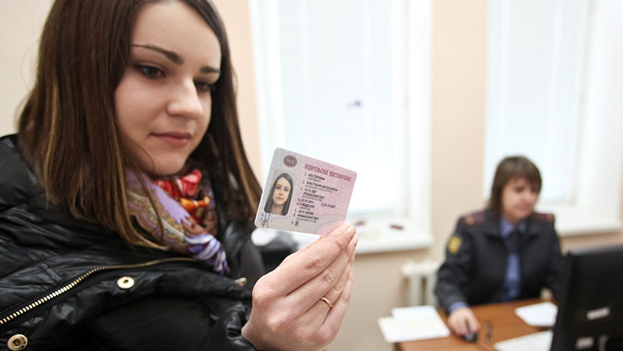 Jak odebrać prawa od policji drogowej przed terminem