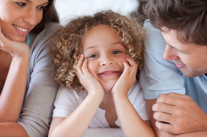 małżeństwo między przybranymi rodzicami a adoptowanymi