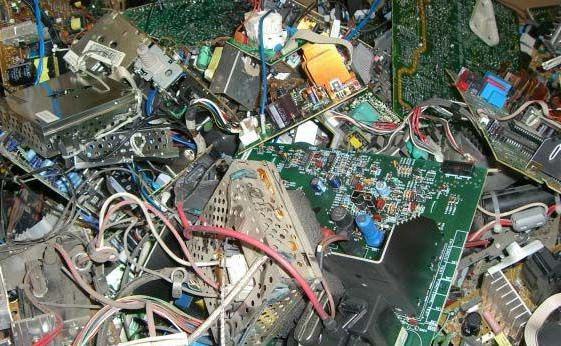 edelmetalen in prijzen van radioonderdelen
