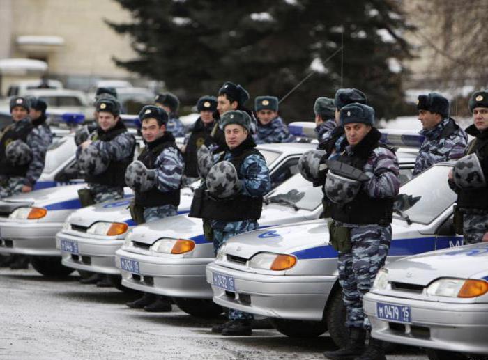 Czy policja bez armii zabrana na policję