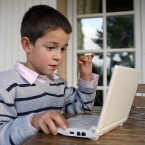 zarabiaj pieniądze online uczniowi