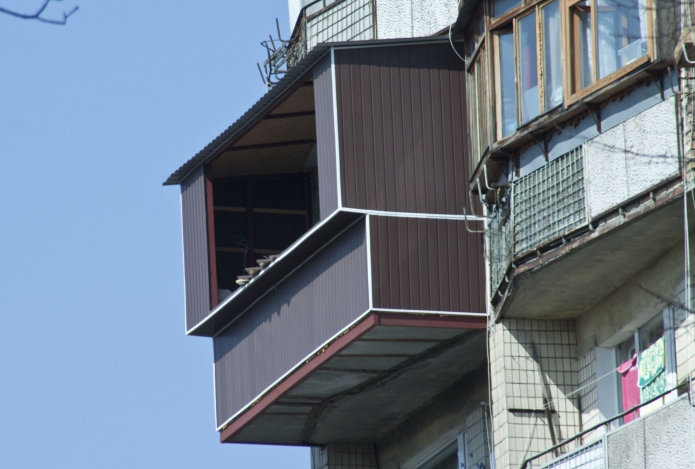 ongeautoriseerde herontwikkeling van het balkon