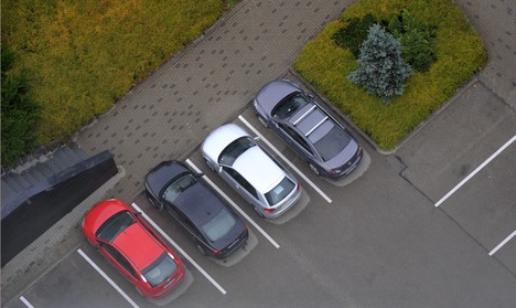 Tijdelijke invoer van een auto naar Rusland om uit te breiden in St. Petersburg