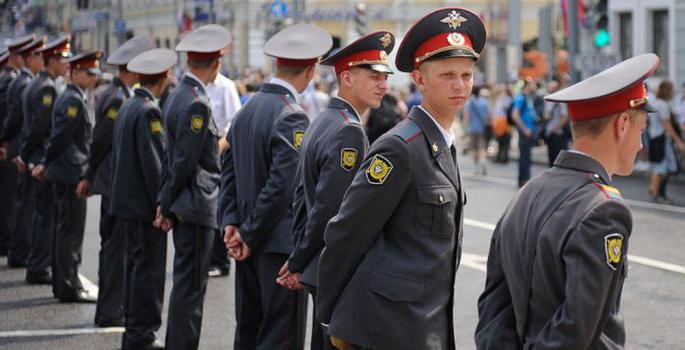 policjant ma prawo do użycia broni palnej w przypadku