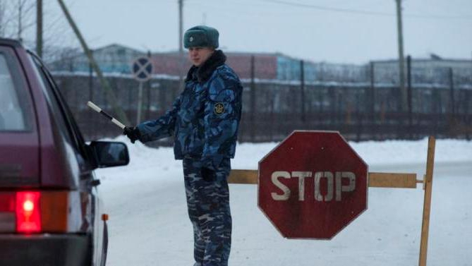 jak rozmawiać z policjantami drogowymi