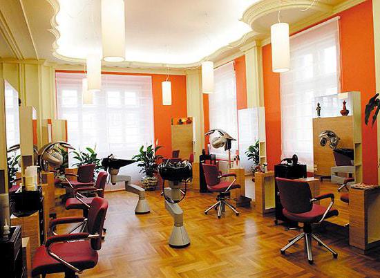 Huur een werkplek in een schoonheidssalon Novosibirsk