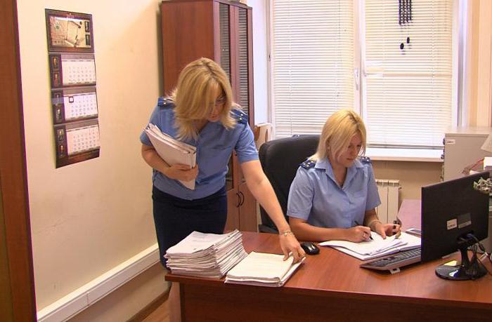 Jak przedłużyć zezwolenie na pobyt i potwierdzić pobyt