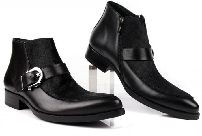 grote schoenen voor heren in Moskou
