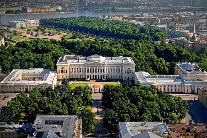 Mikhailovsky-paleis in St. Petersburg