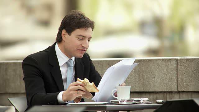 ustalenia dotyczące podróży