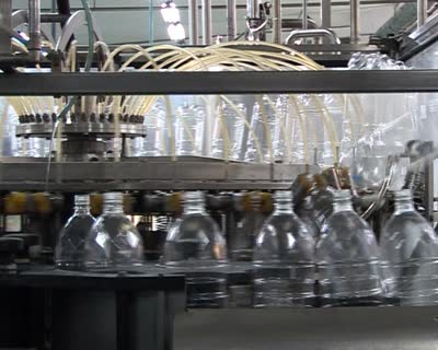 Sprzęt do produkcji plastikowych butelek