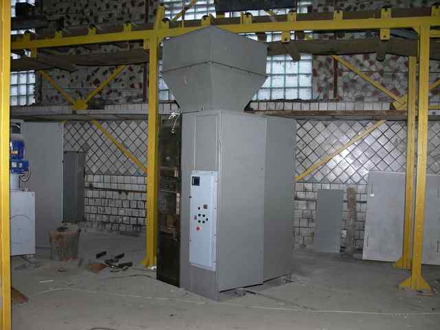Hyperpress voor baksteenproductie