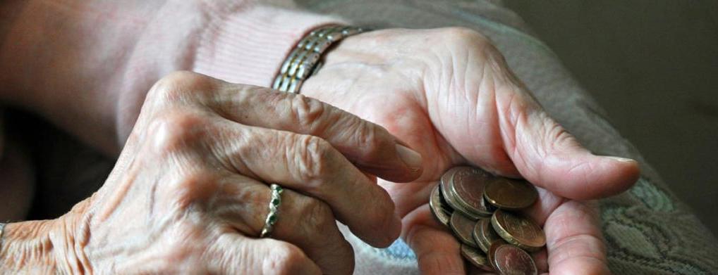 dlaczego opóźniają emeryturę na karcie sbierbanku