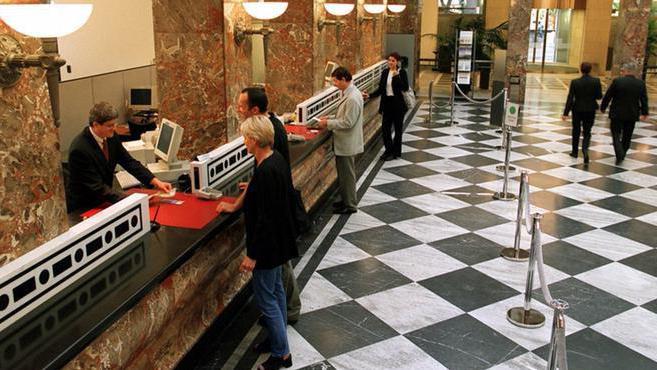 komornicy aresztowali konto w Savings Bank, co robić