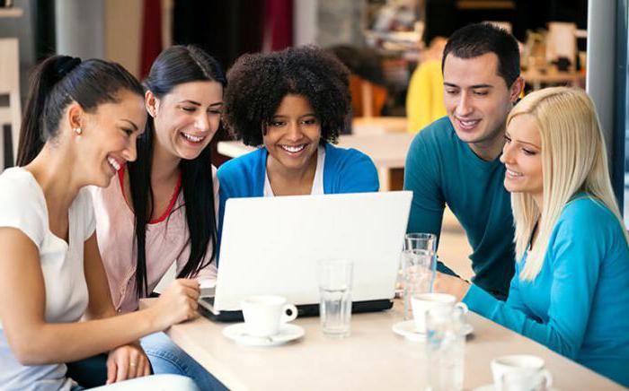 Czy jest jakieś doświadczenie podczas studiów na uniwersytecie?