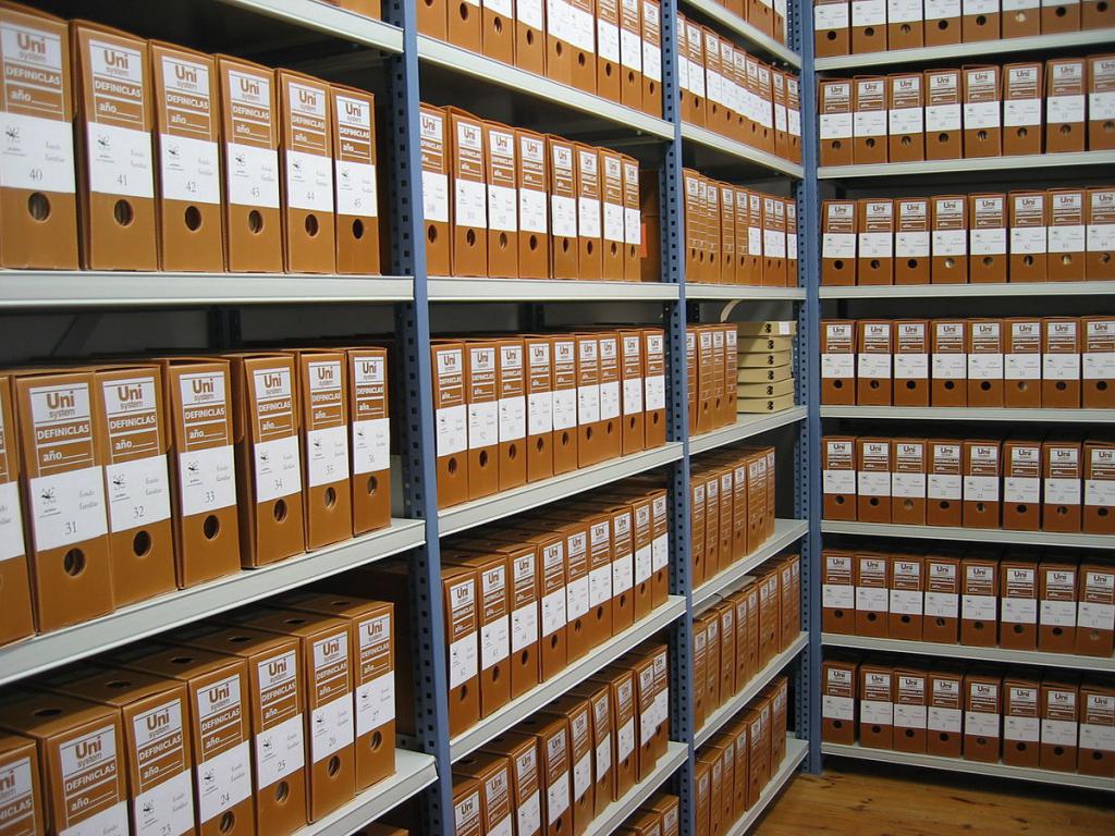 rekordy archiwalne spraw są kompilowane