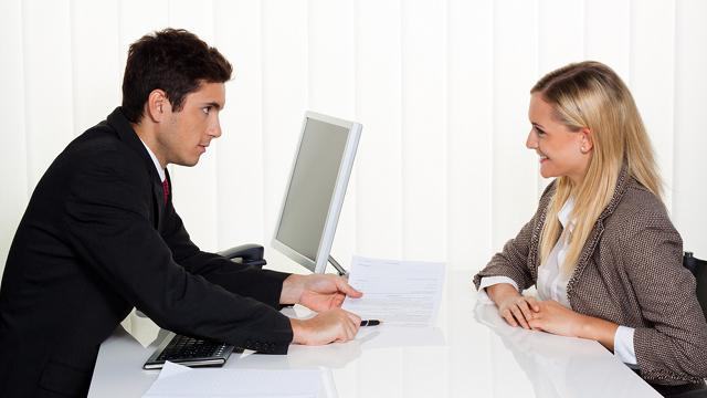wady zewnętrznych źródeł przyciągania personelu