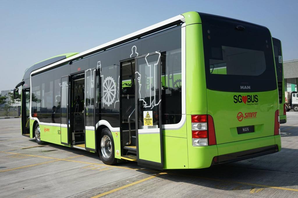 Pojemny autobus