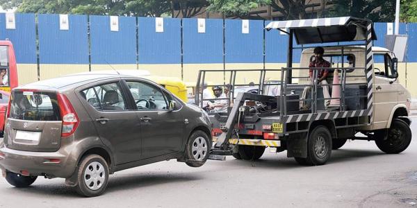 dobra ewakuacja samochodu na parking