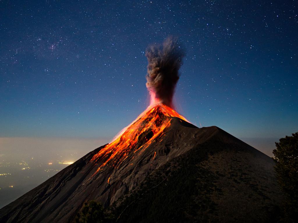 Erupcja wulkanu