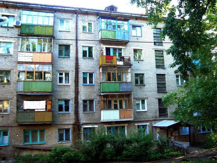 balkon na parterze