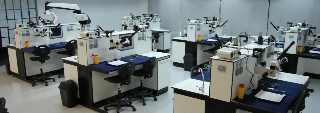 bediening van technologische apparatuur