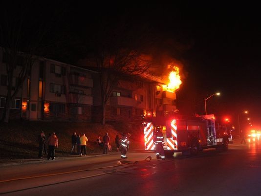 Straż pożarna gasi pożar