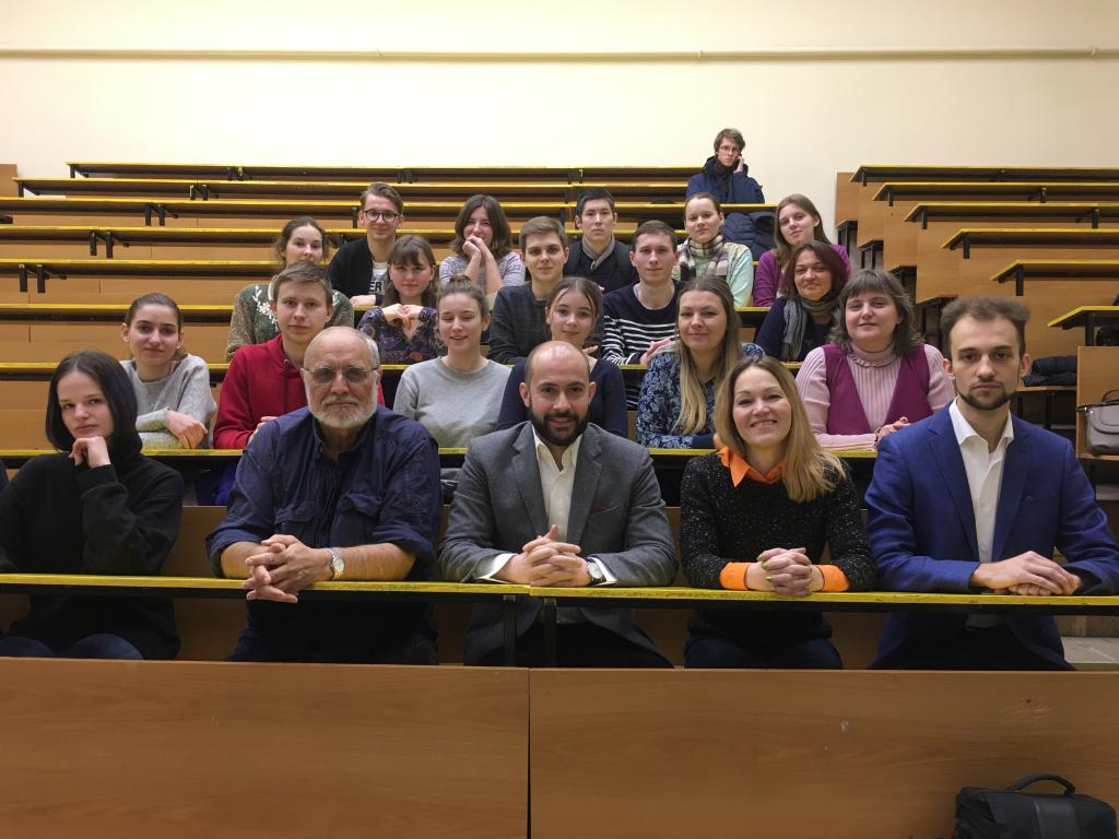 Uczniowie i nauczyciele