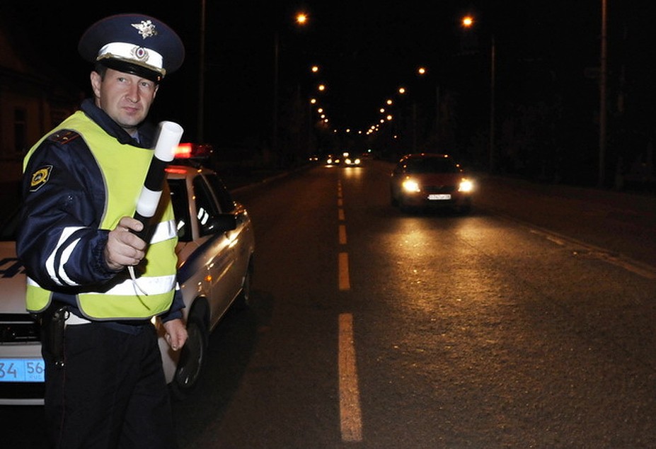 jak dostać się do policji drogowej po wojsku