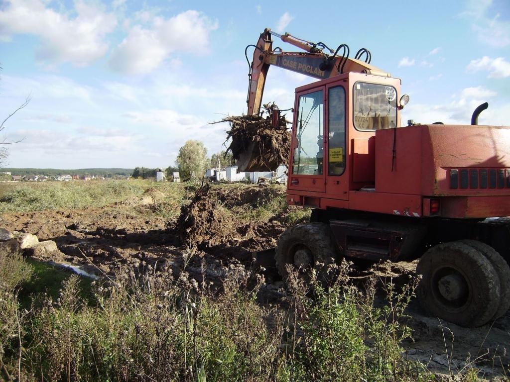 pracować jako koparka